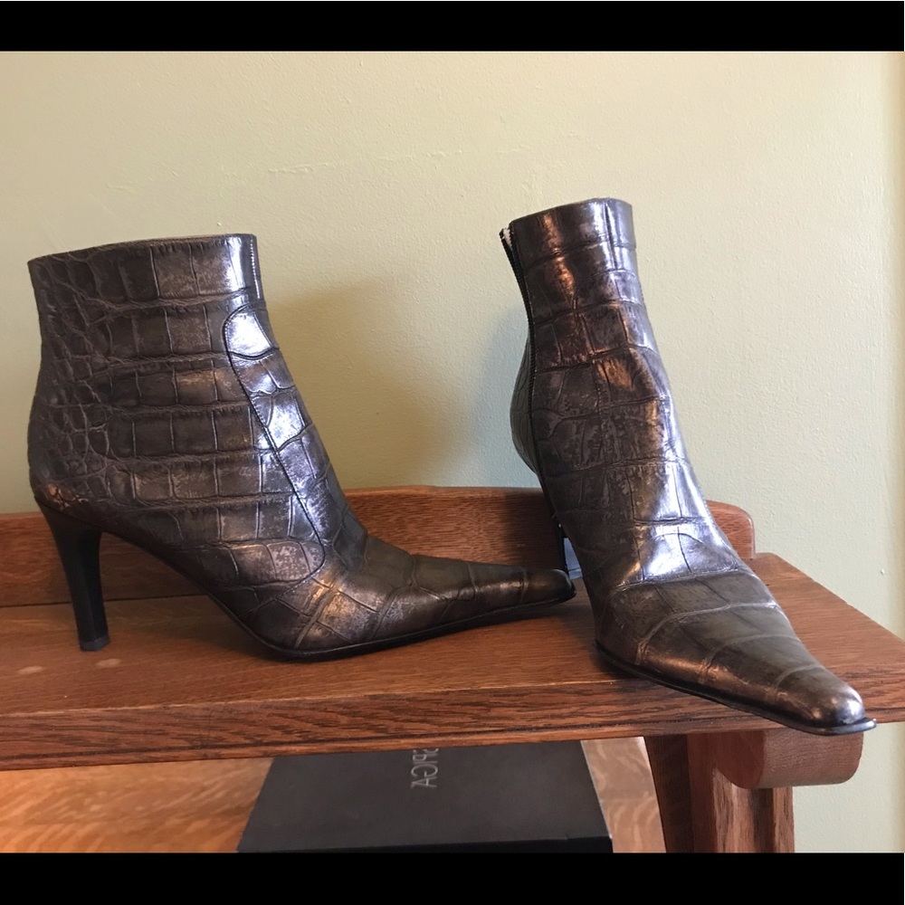 Via Spiga Black Metal Crocco Booties Size 9 1/2 N
